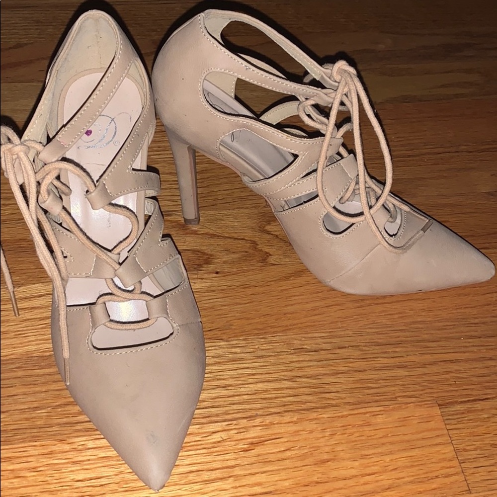 Nude fashion heels with laces